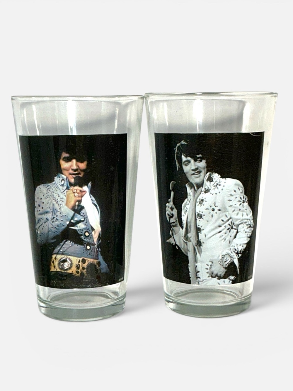 ELVIS Presley Pub Pint Glass Set Vintage Collectible 16 Oz Set of 2 Boxed - Picture 2 of 16